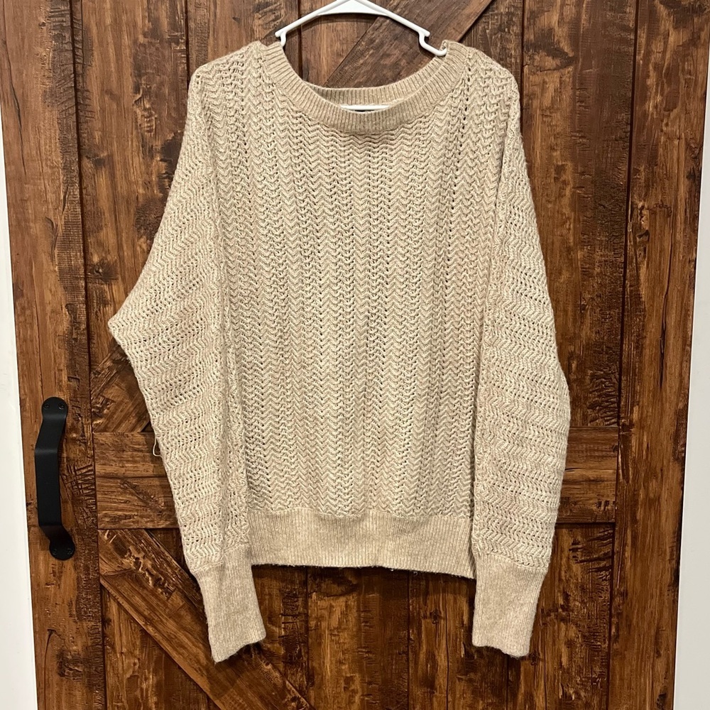 Nicole miller women’s cream colored cable knit sweater size XL
